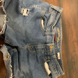 Denim shorts with distressed holes, Arizona
